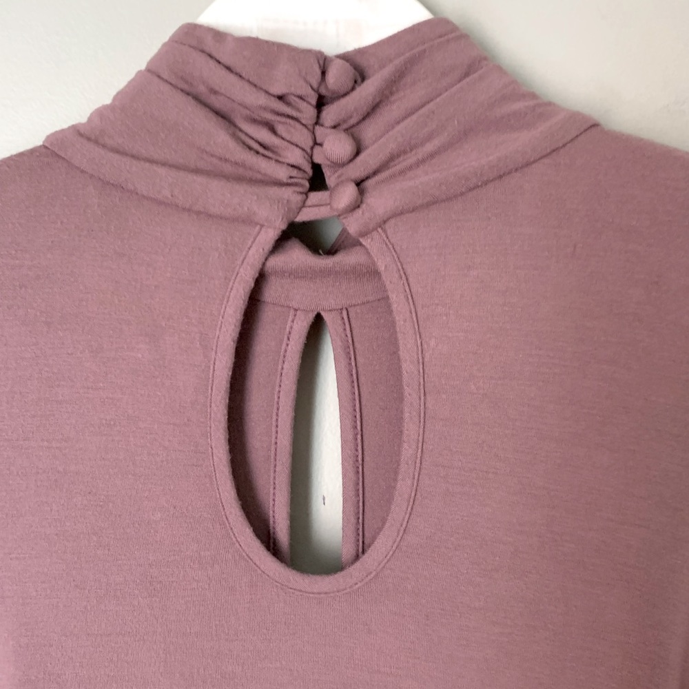 Marciano size S dusty rose top - Picture 9 of 11